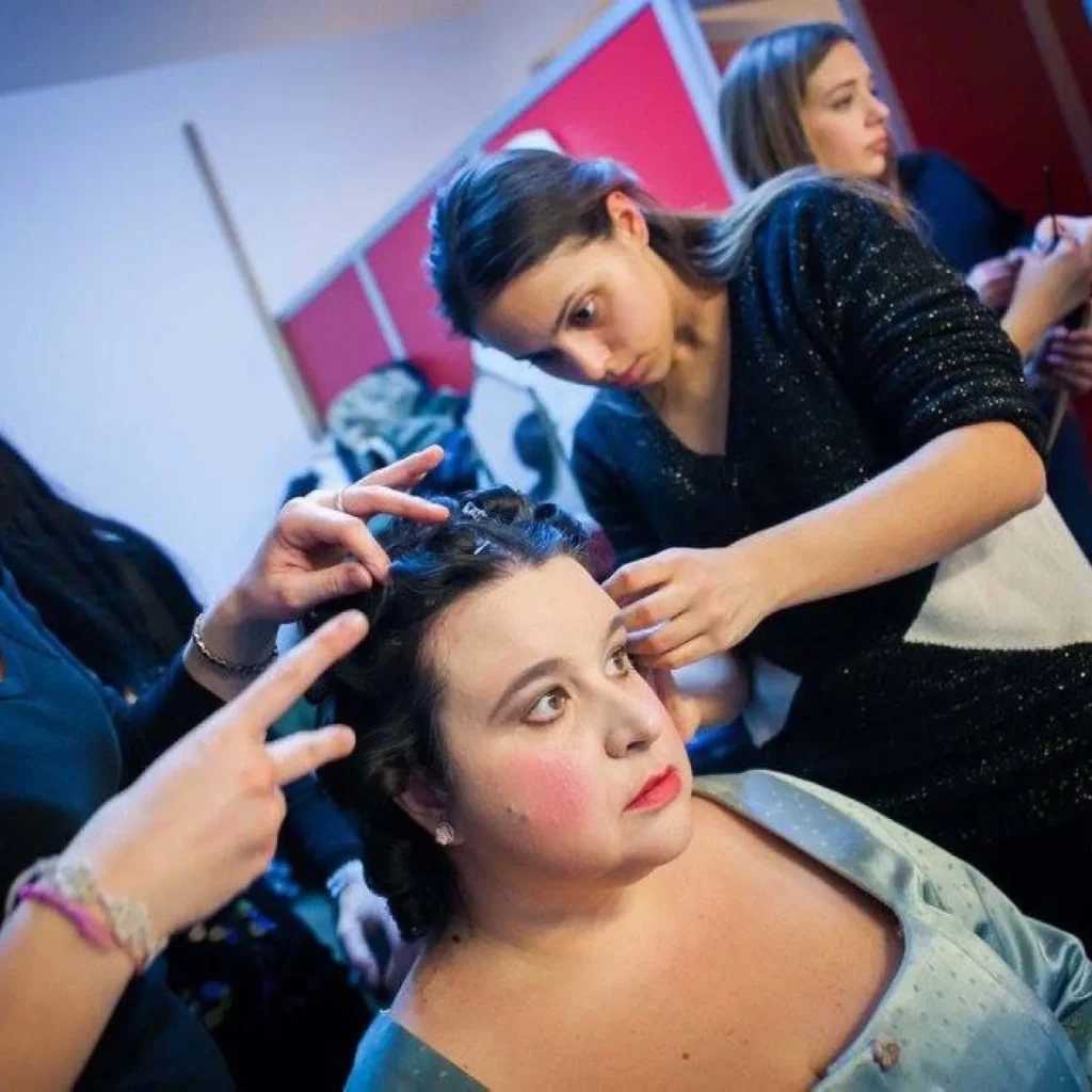 Al trucco per Dorabella